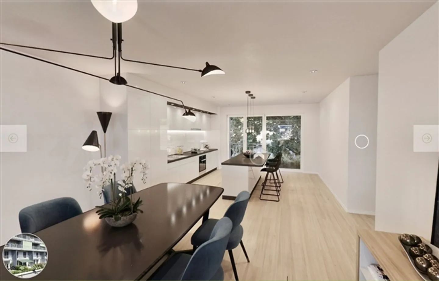 Spacious 4.5-room apartment with 52 m2 living room plus terrace - Photo 1 of 7