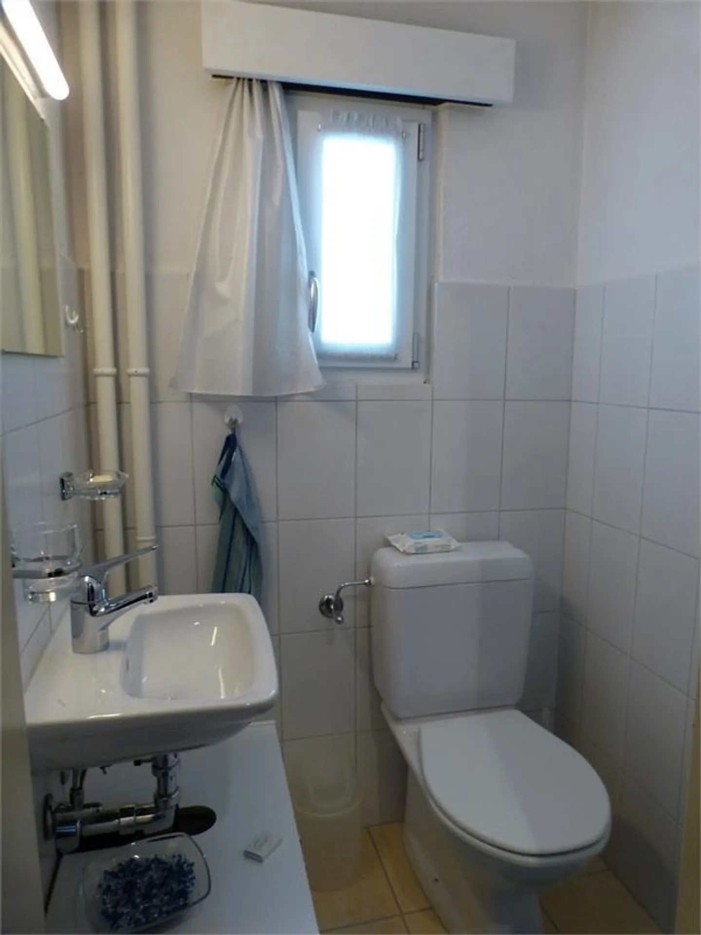 Zentrale Wohnung mit grossem Balkon zum Fluss "Landquart" - Foto 12 von 15