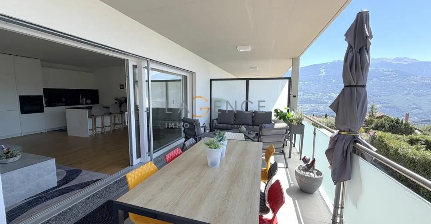 4,5-ZIMMER-WOHNUNG MIT GROSSER TERRASSE VON 21 M2 - Foto 1 von 10