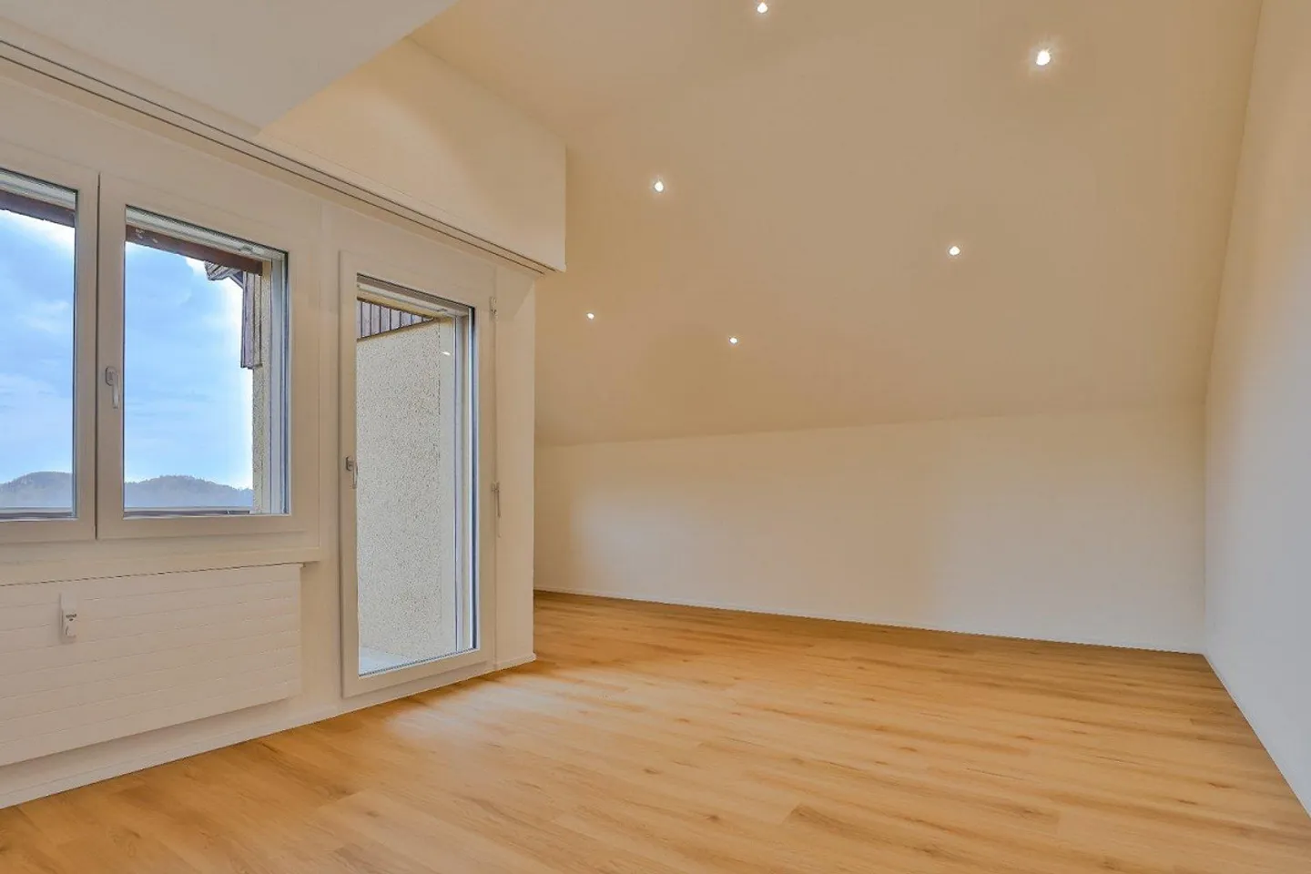 Geräumige Duplex-Wohnung in Herisau - Foto 4 von 11