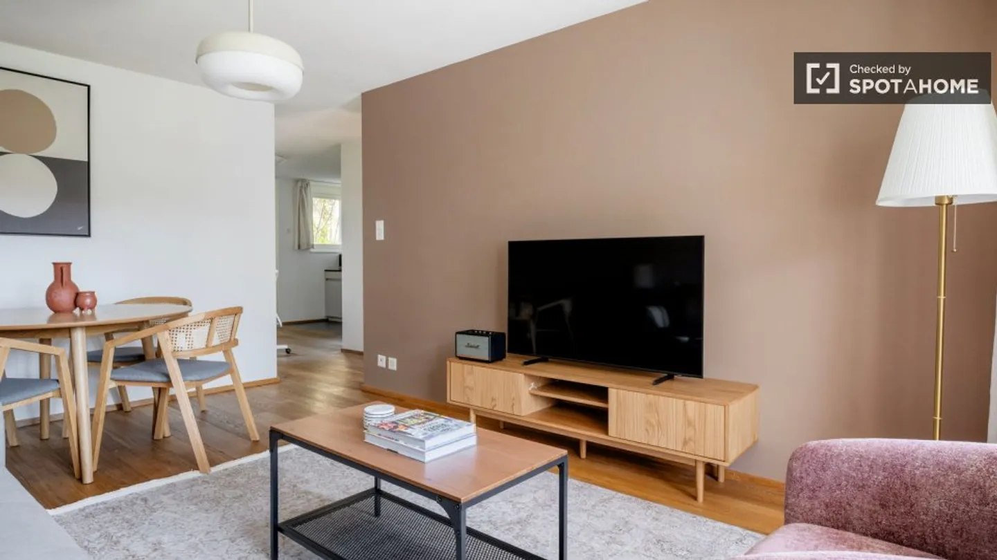 Découvrez, visitez et louez votre nouveau chez-vous en ligne en toute confiance. - Photo 1 sur 15