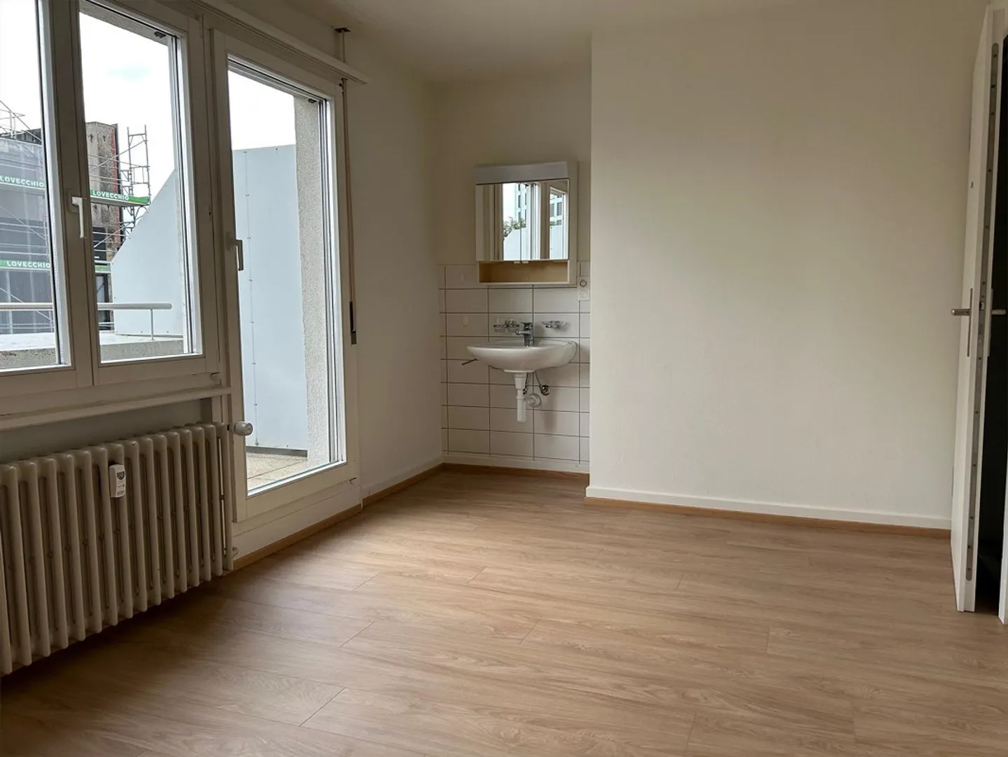 Attic with Balcony near SBB Station - Photo 2 of 4