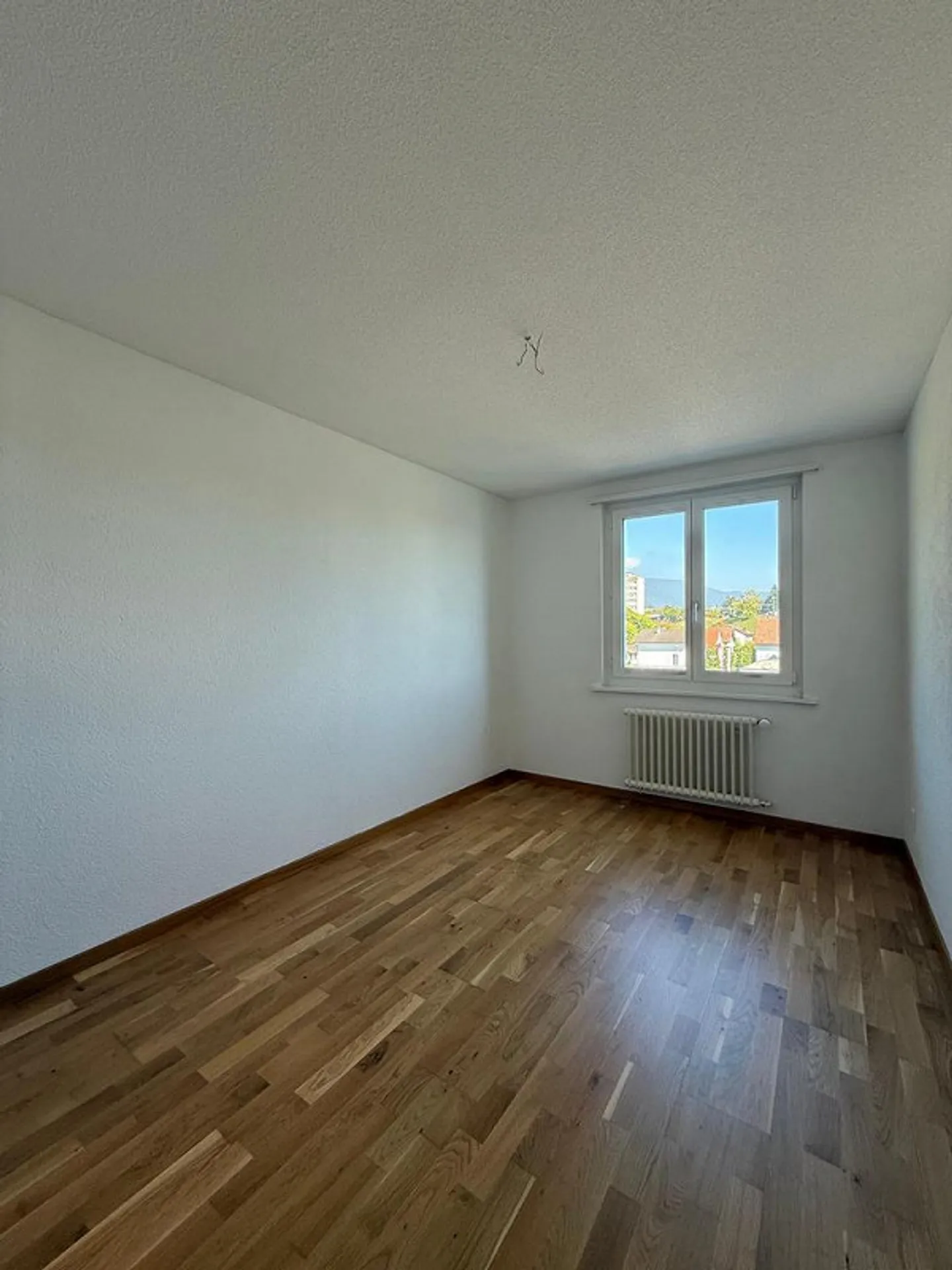Modern 3.5-room apartment on the 3rd floor with two balconies - Photo 7 of 12