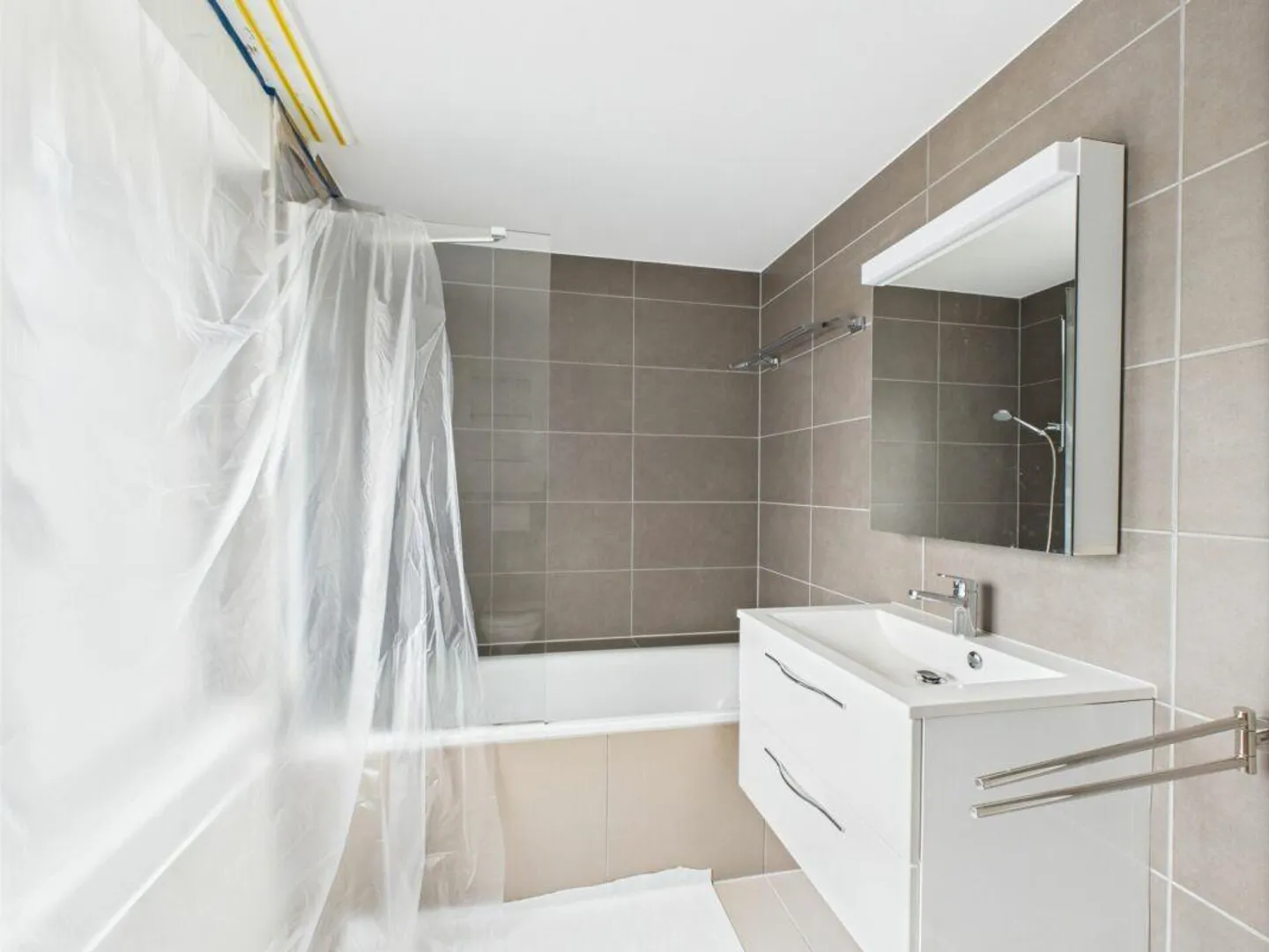 Attractive investment with two fully rented multi-family houses - Photo 8 of 12