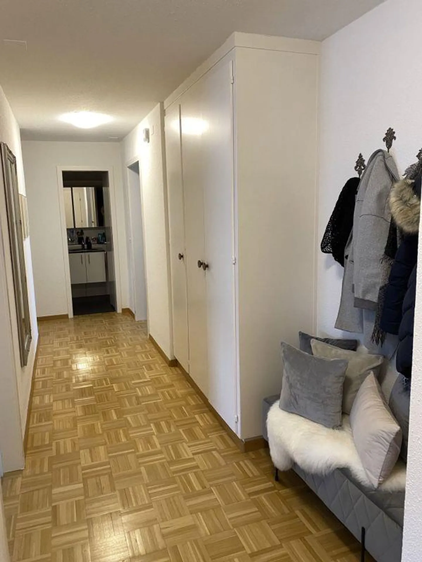Beautiful, Quiet 3.5 Room Apartment - Photo 4 of 11