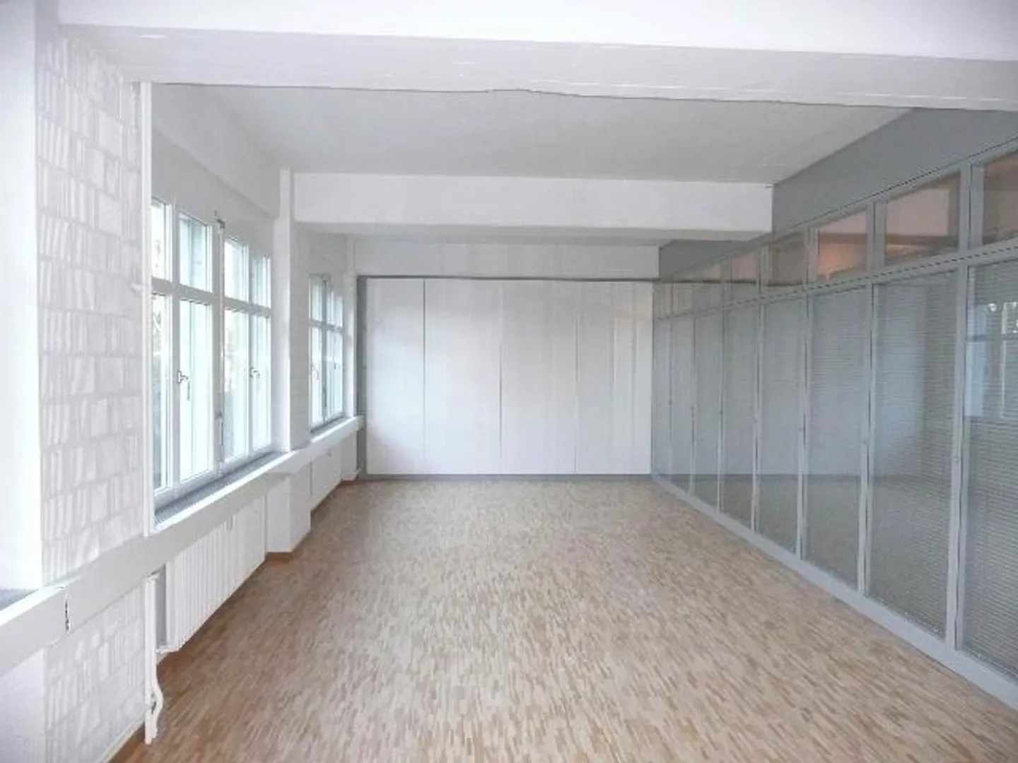 Tutto incluso - Spazi per uffici da 15 m2 a 62 m2 - Foto 3 di 7