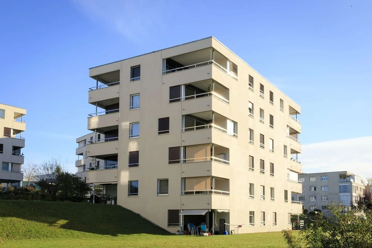 «3.5 Zimmerwohnung im 2. Stock!» - Foto 2 von 10