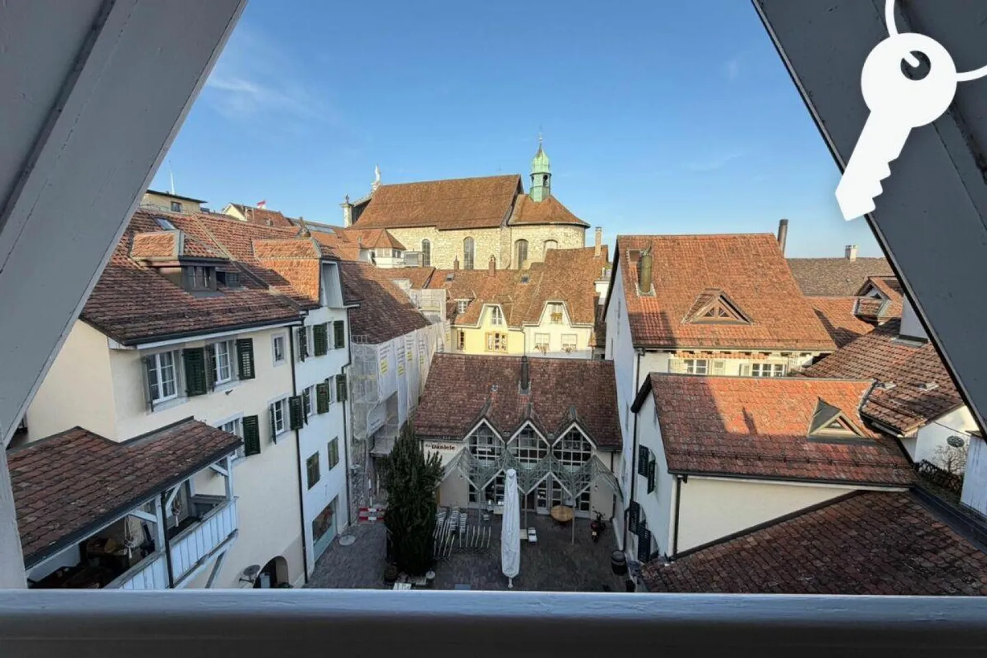 Unique view over Solothurn's rooftops - Photo 1 of 11