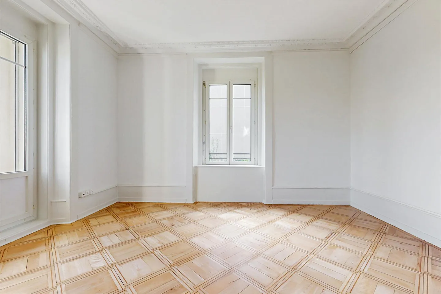 Apartment for rent - Photo 2 of 9