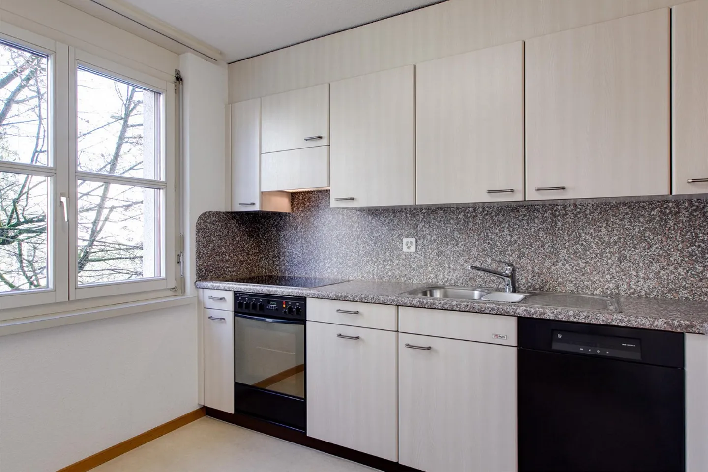 Helle 3.5-Zimmer-Wohnung in Winterthur - Foto 3 von 7