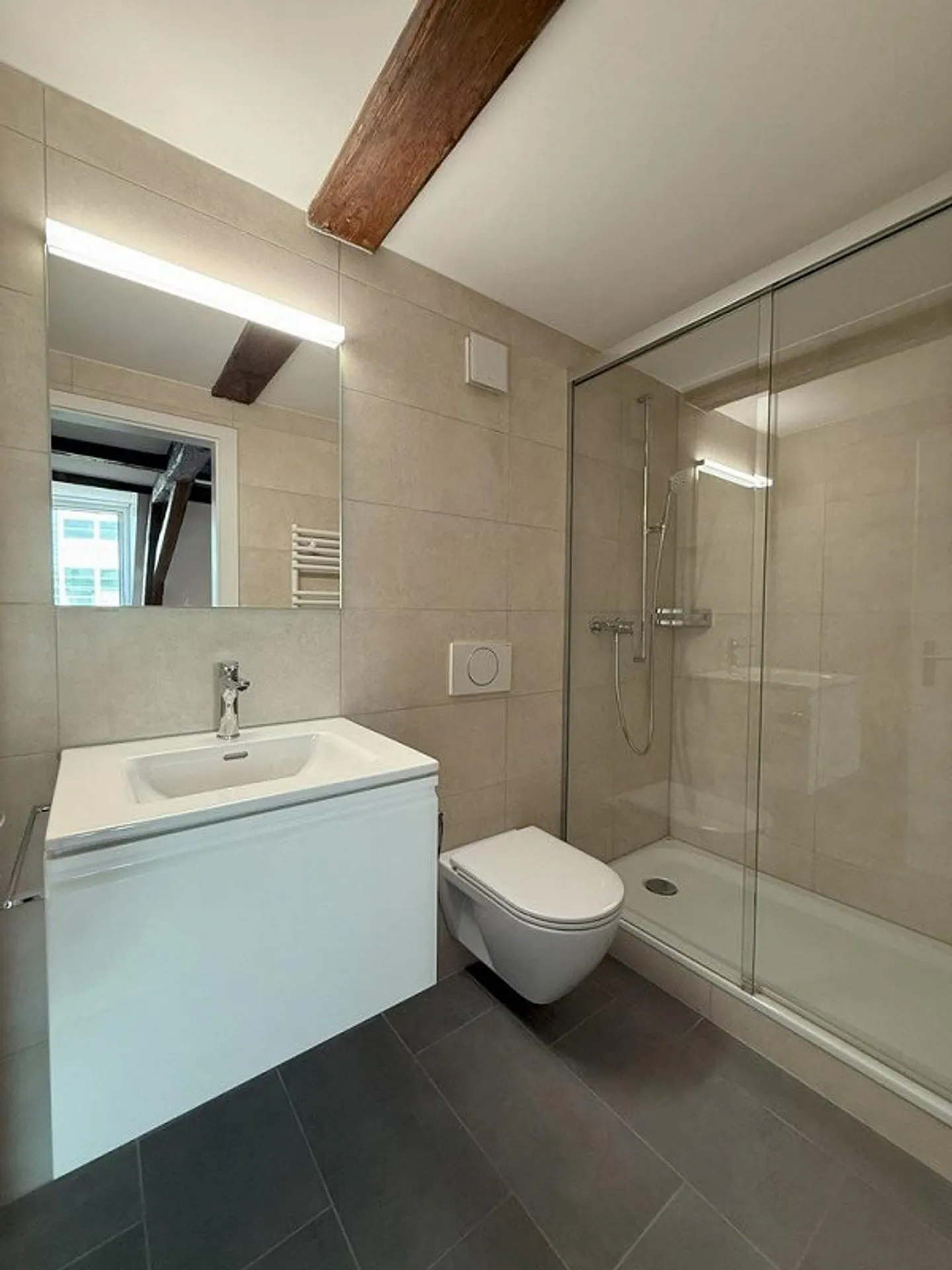 Your new gallery apartment near the main train station! - Photo 6 of 10