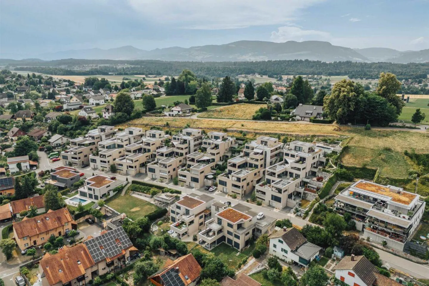 Exclusive 6.5-Room Terrace Apartment with Alpine View - Photo 5 of 21