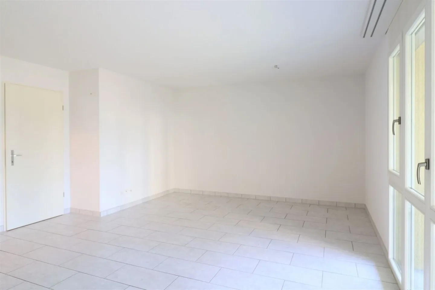 Appartement à louer - Photo 3 sur 9