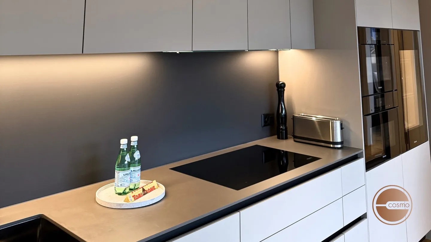 EXKLUSIVE ATTIKAWOHNUNG MIT ATEMBERAUBENDER AUSSICHT / EXCLUSIVE PENTHOUSE WITH BREATHTAKING VIEWS - Foto 5 von 13