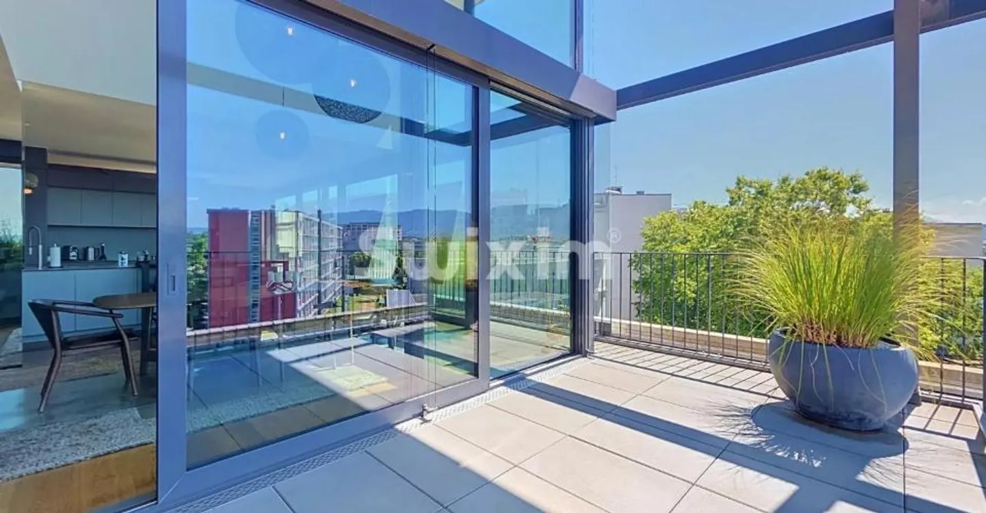 Loft attico con caratteristiche uniche - Foto 5 di 12