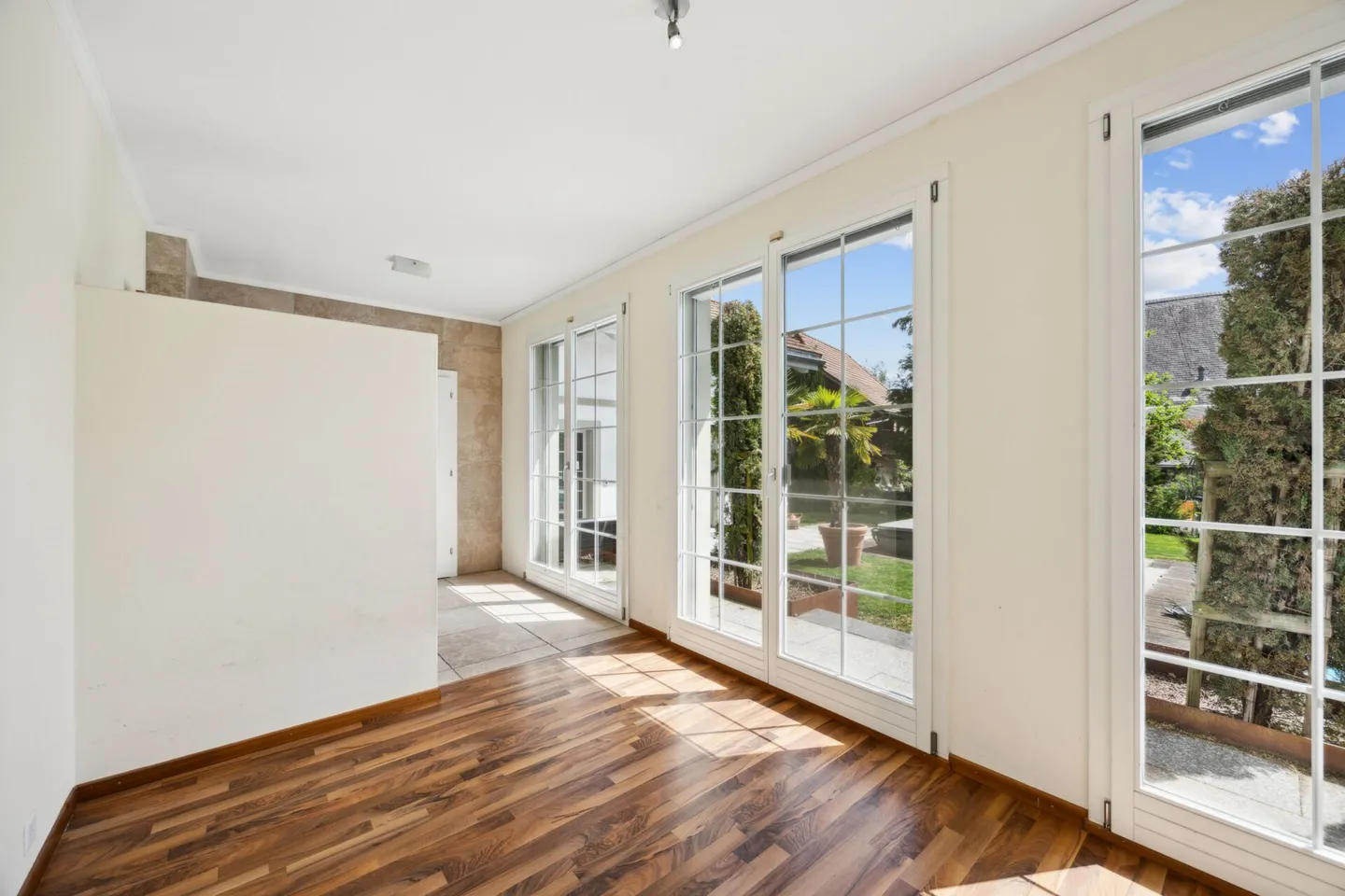 «10.5-Zimmer-Villa – Ländliche Eleganz mit Gästehaus» - Foto 4 von 15