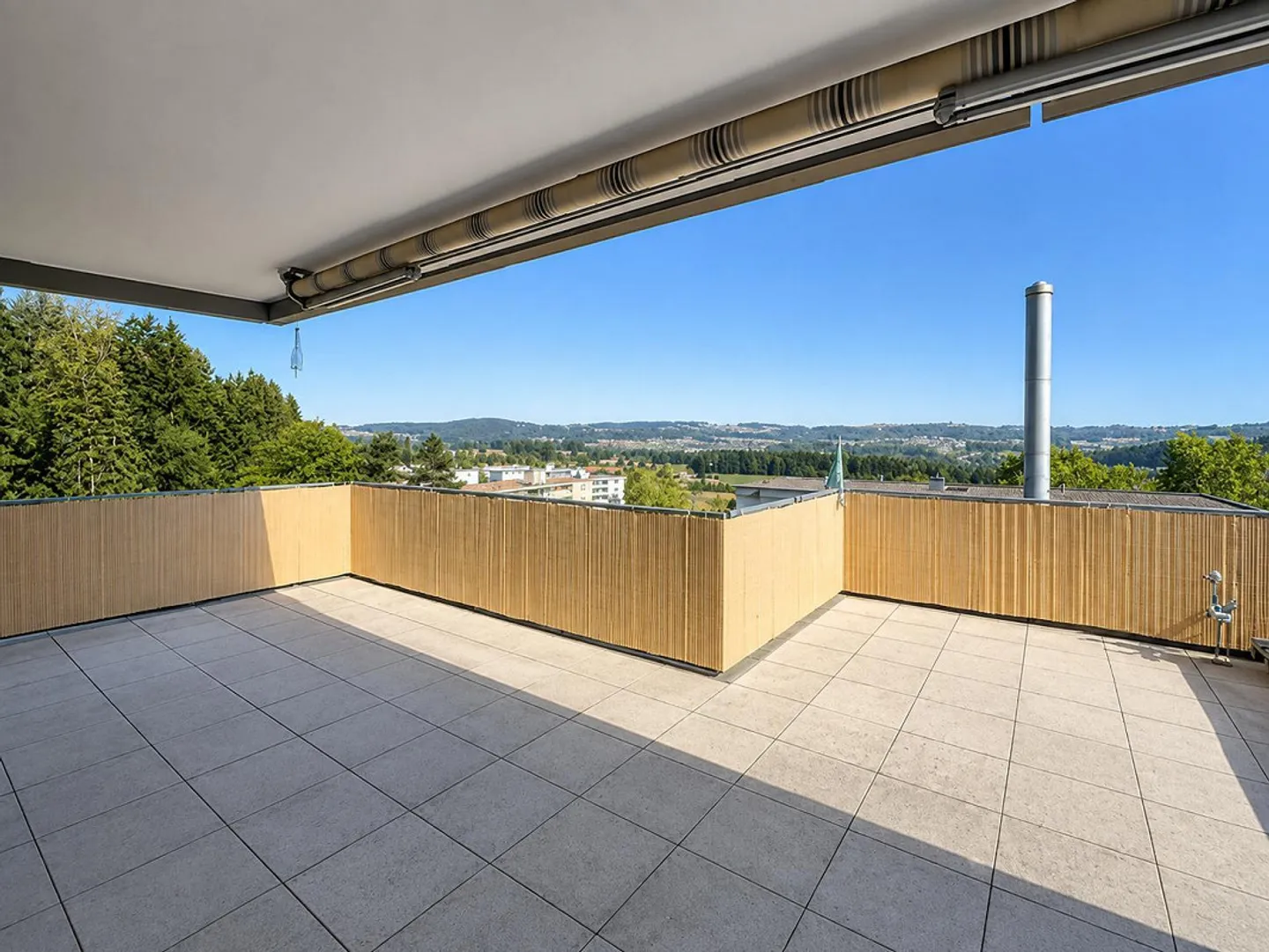 Family Apartment with Spacious Terrace - Photo 1 of 10