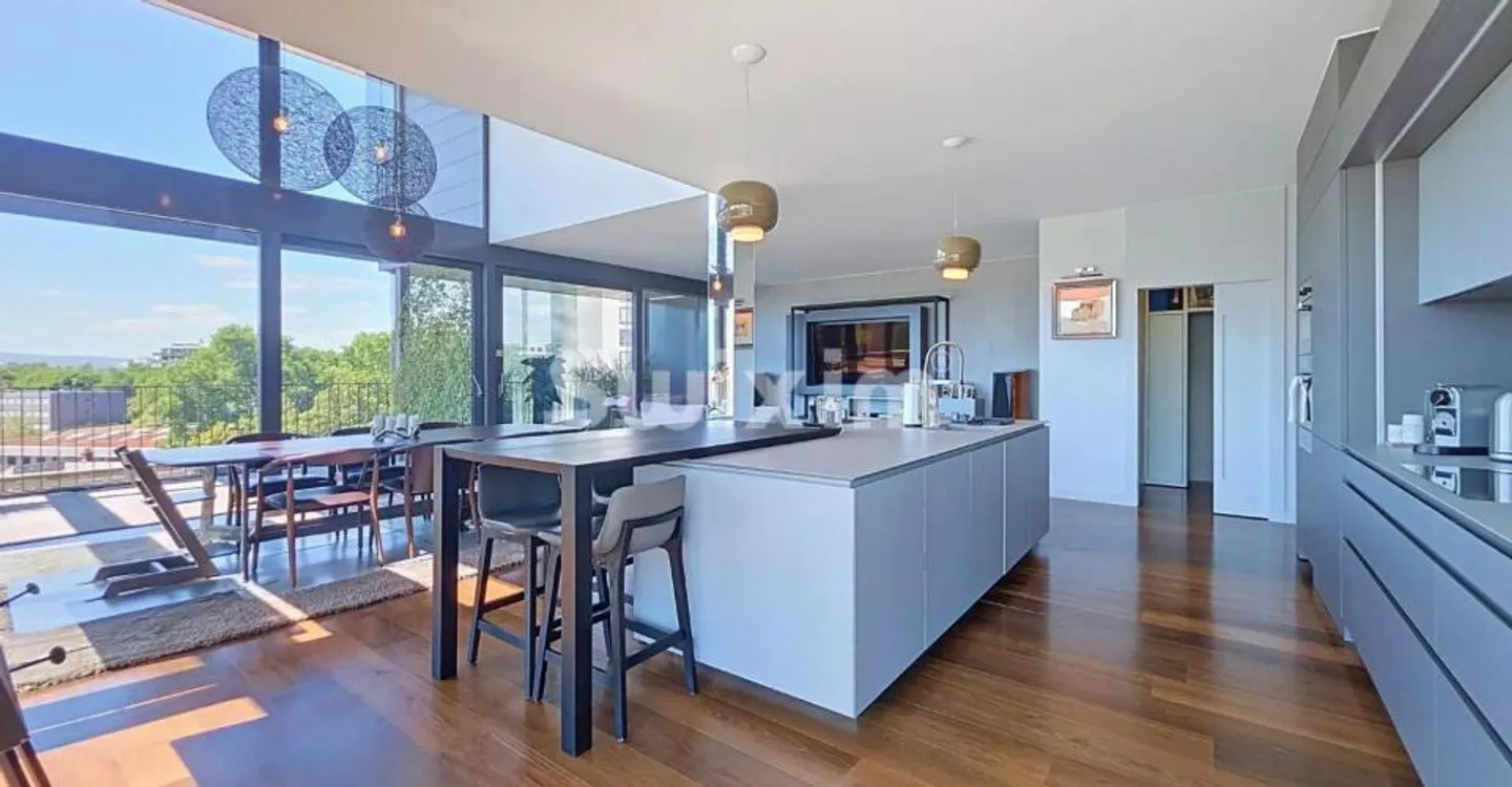 Loft attico con caratteristiche uniche - Foto 2 di 12