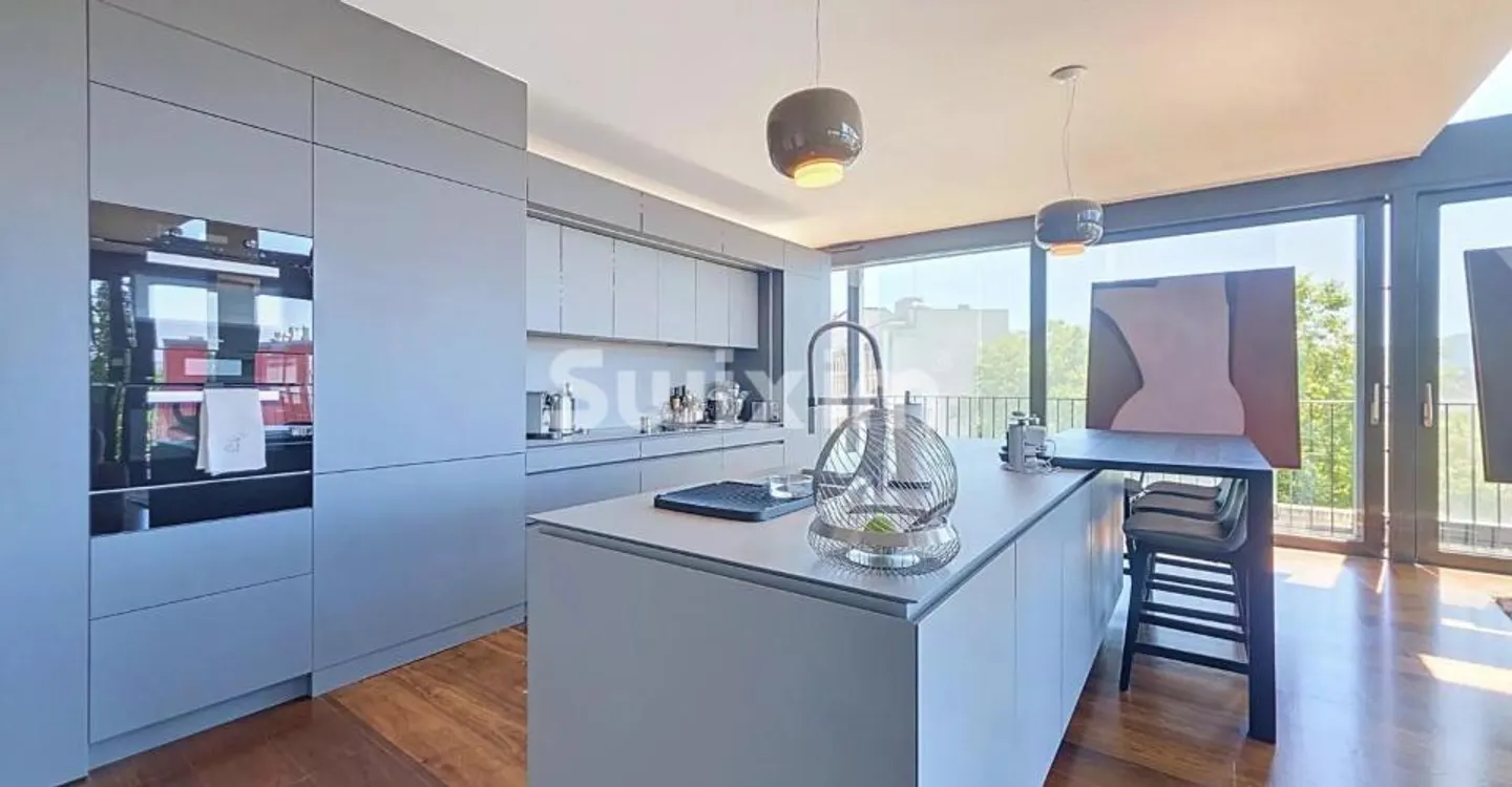 Loft attico con caratteristiche uniche - Foto 3 di 12