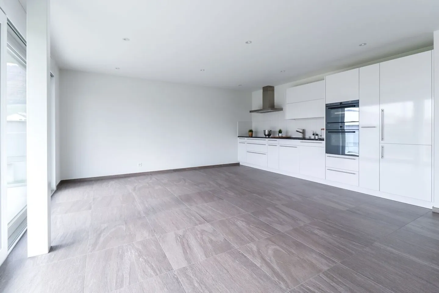 Appartement à louer - Photo 2 sur 11