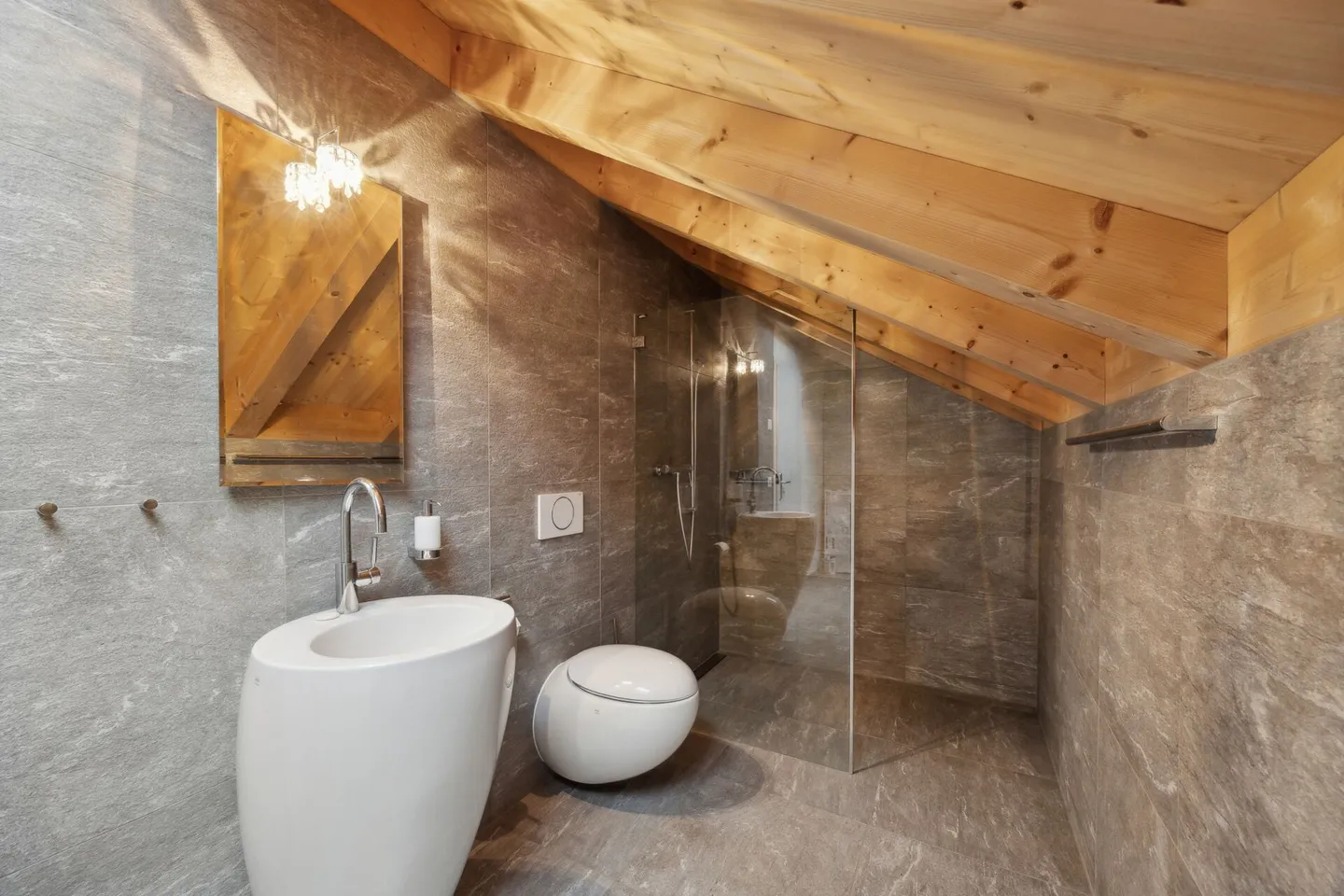 «10.5-Zimmer-Villa – Ländliche Eleganz mit Gästehaus» - Foto 15 von 15