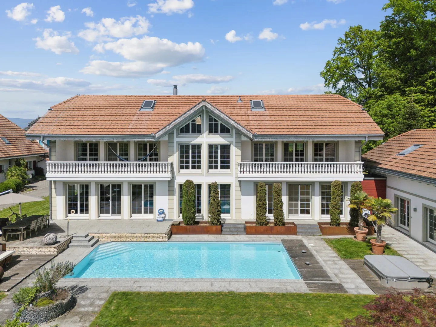 «10.5-Zimmer-Villa – Ländliche Eleganz mit Gästehaus» - Foto 10 von 15