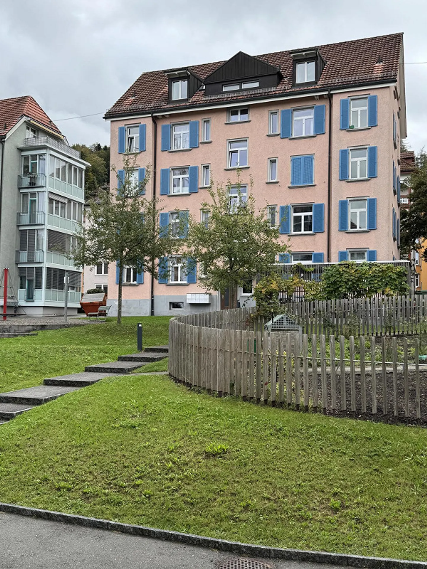 Helle 5-Zimmerwohnung mit Terrasse - Foto 1 von 15