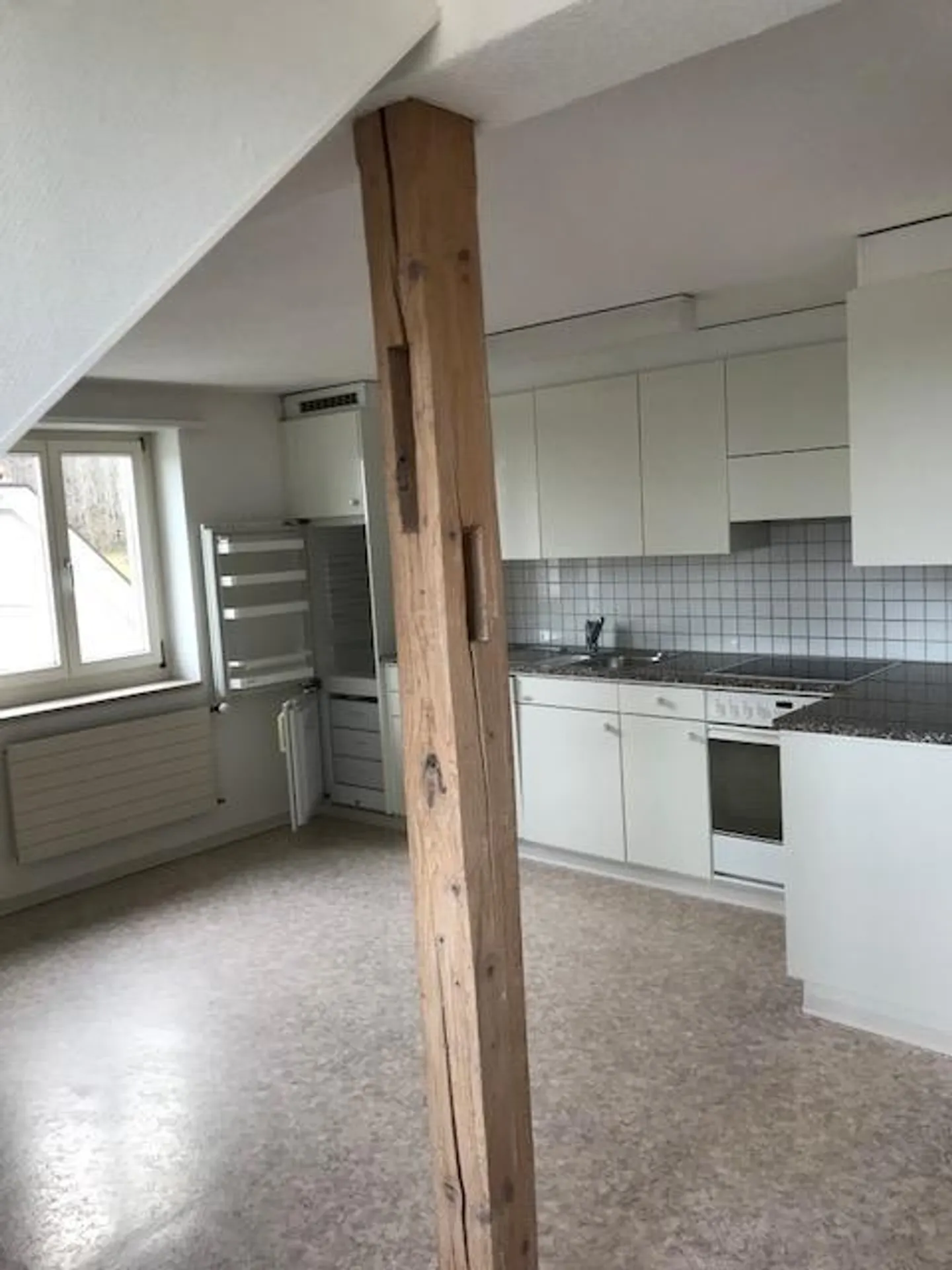 Helle 5-Zimmerwohnung mit Terrasse - Foto 3 von 15