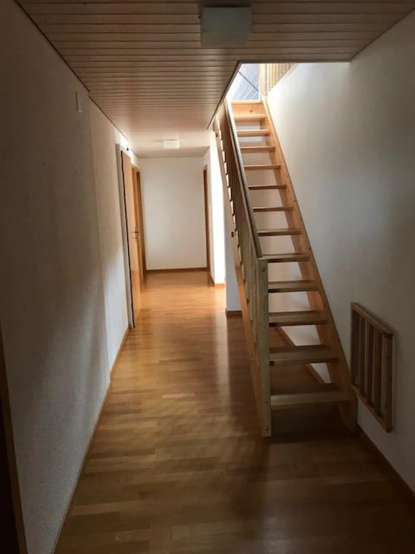 Helle 5-Zimmerwohnung mit Terrasse - Foto 8 von 15