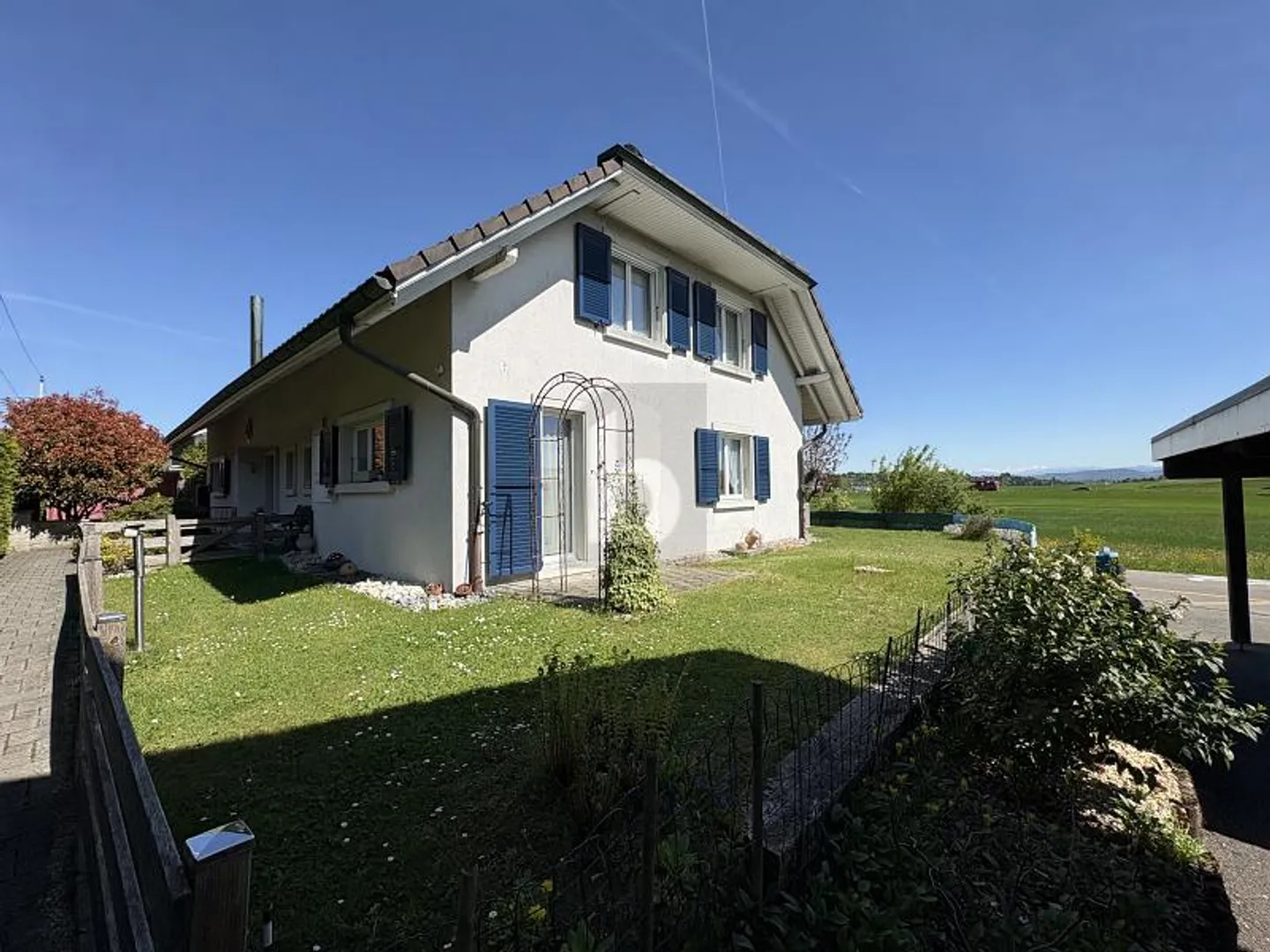 Charming Semi-Detached House - Photo 1 of 6