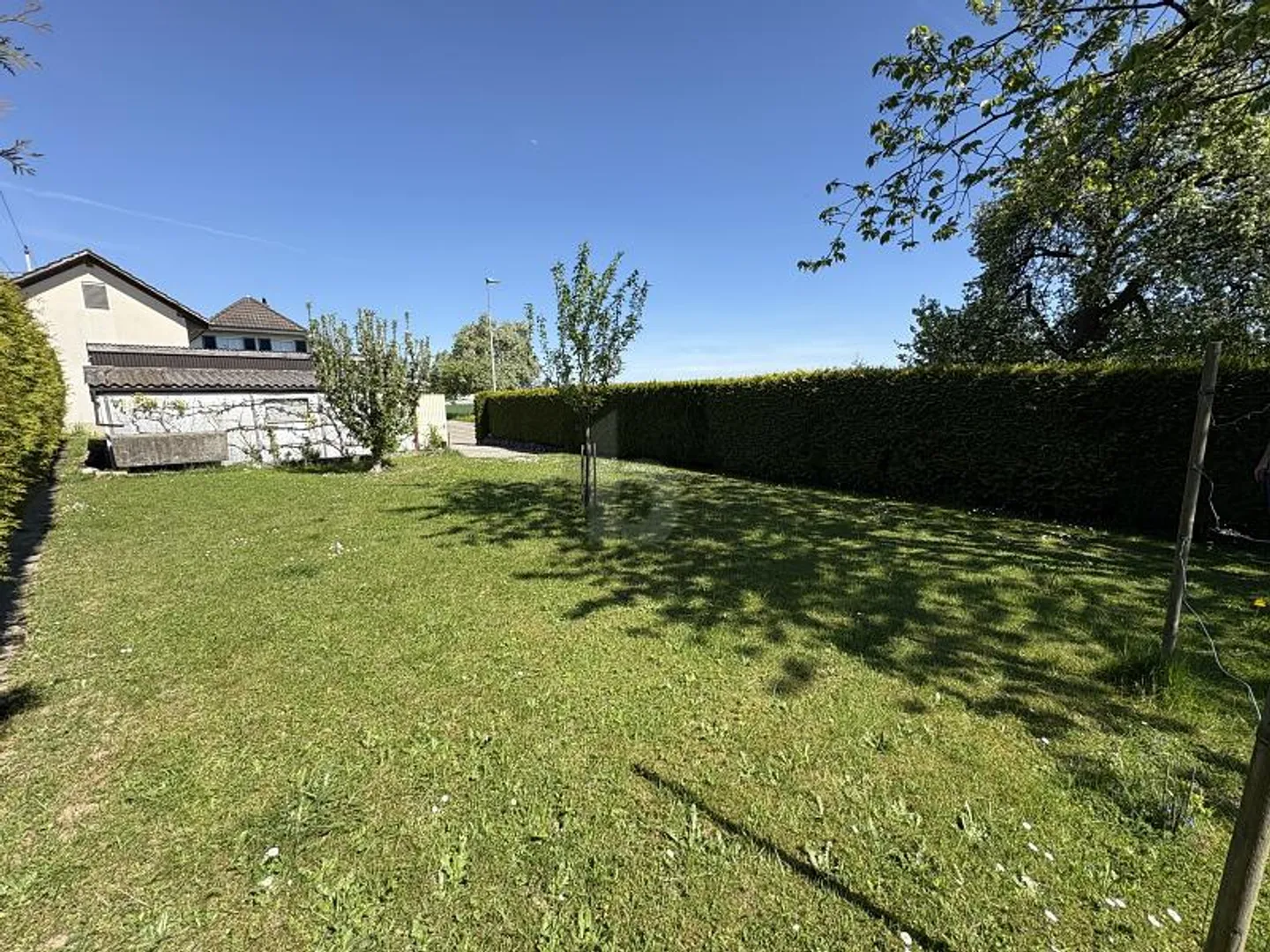 Charming Semi-Detached House - Photo 5 of 6