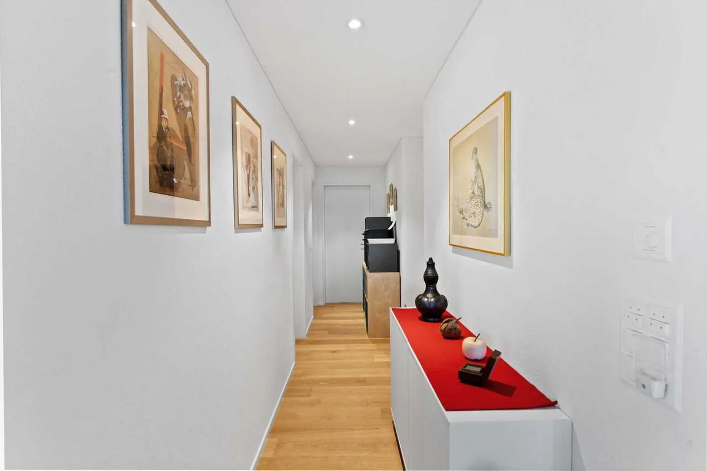 Moderne 4.5-Zimmerwohnung mit Minergie-Standard in Hägglingen - Foto 4 von 13