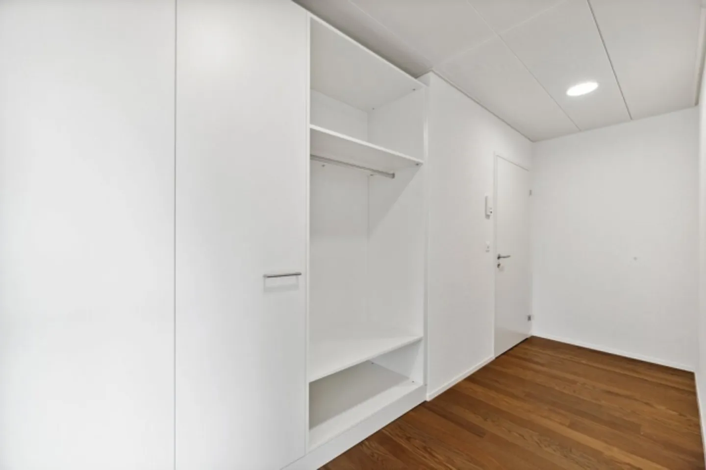 Recherche d'un nouveau locataire pour un espace de bureau lumineux et central - Photo 4 sur 6