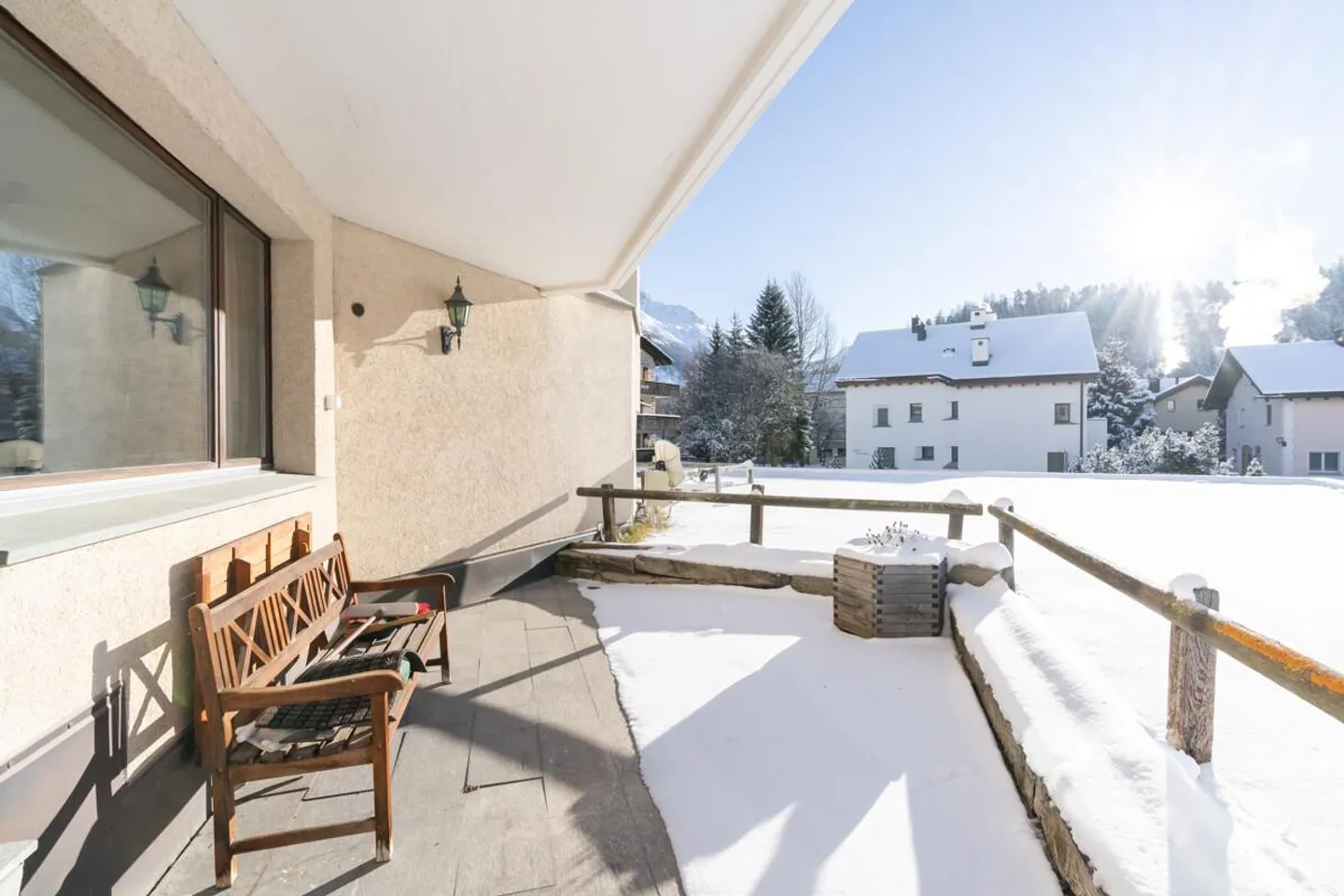 Cozy 3.5-room apartment nestled in beautiful Celerina - Photo 1 of 5