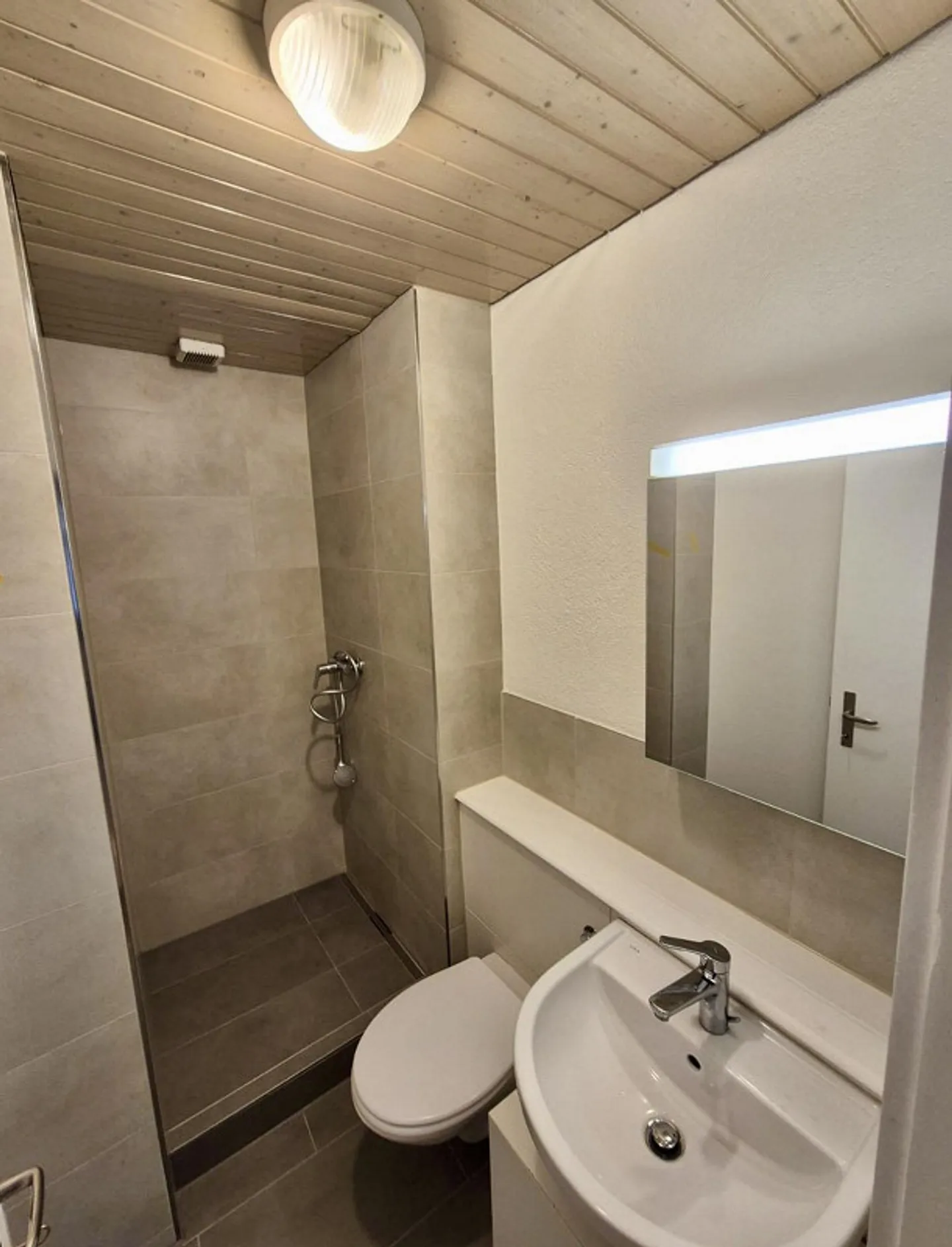 Sanierte 2.5-Zimmer-Wohnung - Photo 8 of 10