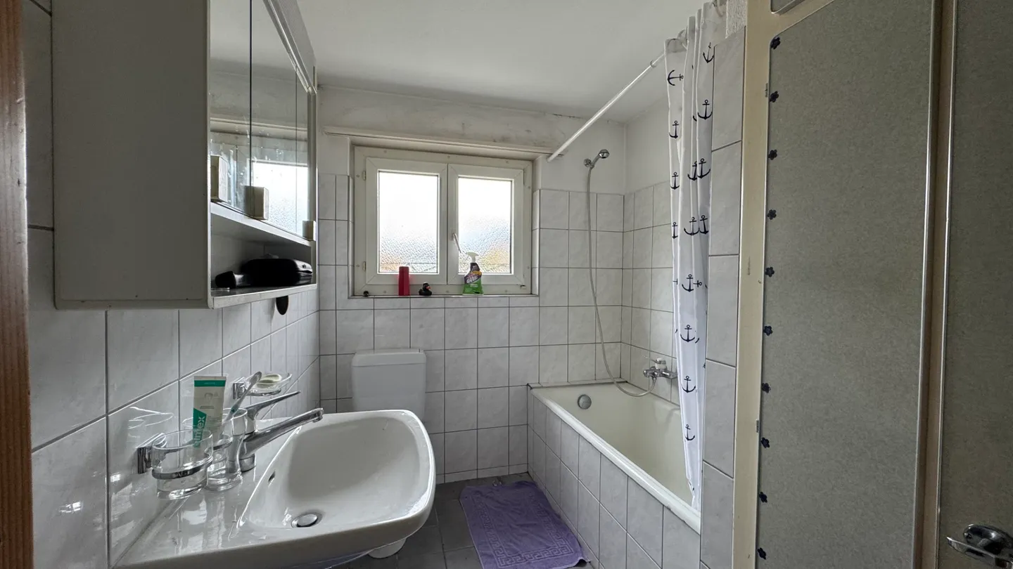 3.5-Zimmerwohnung mit neuer Küche und grosser Terrasse - Foto 6 von 6