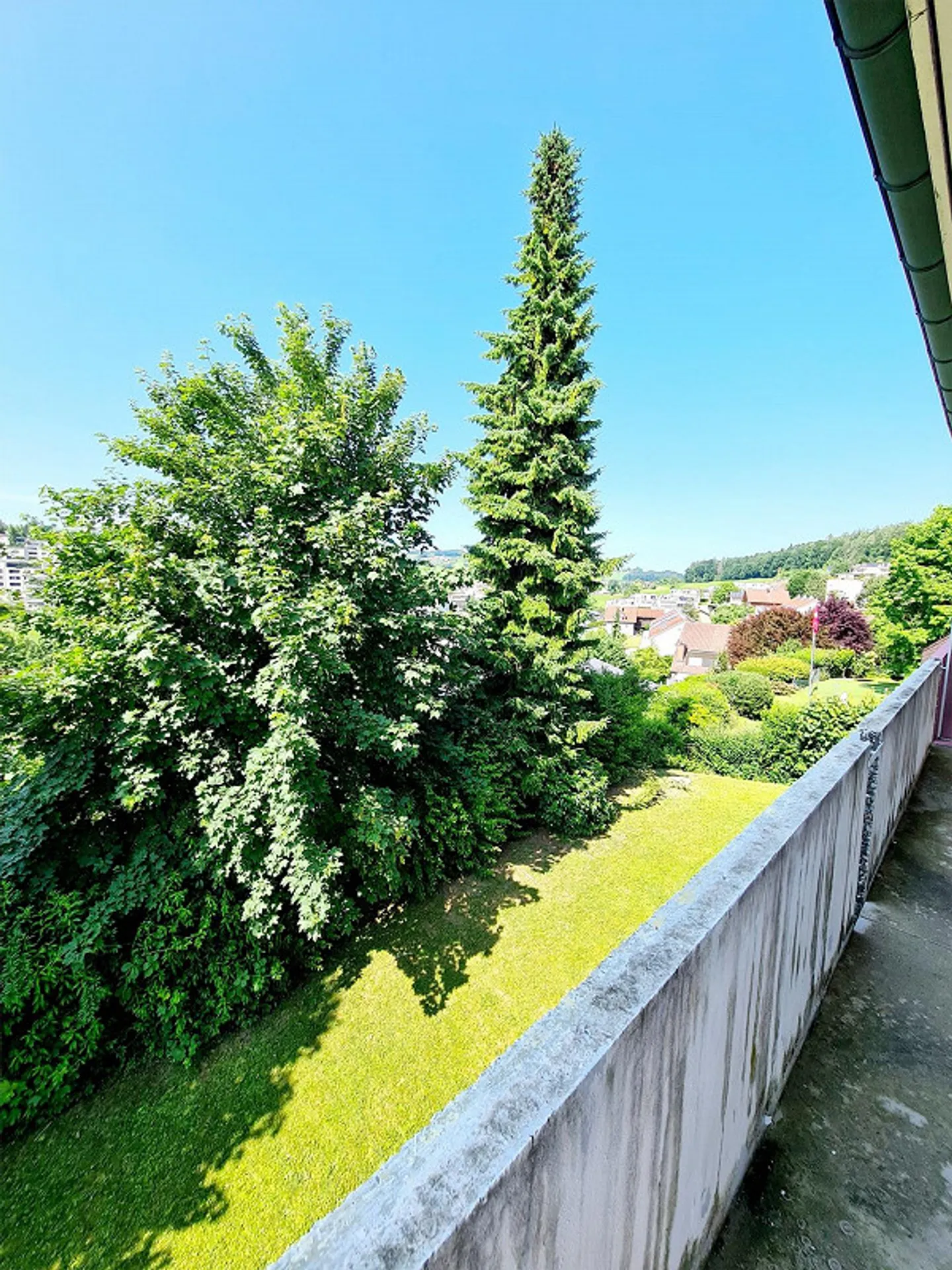 Moderno appartamento con 2 camere e balcone a Wil - Foto 6 di 7