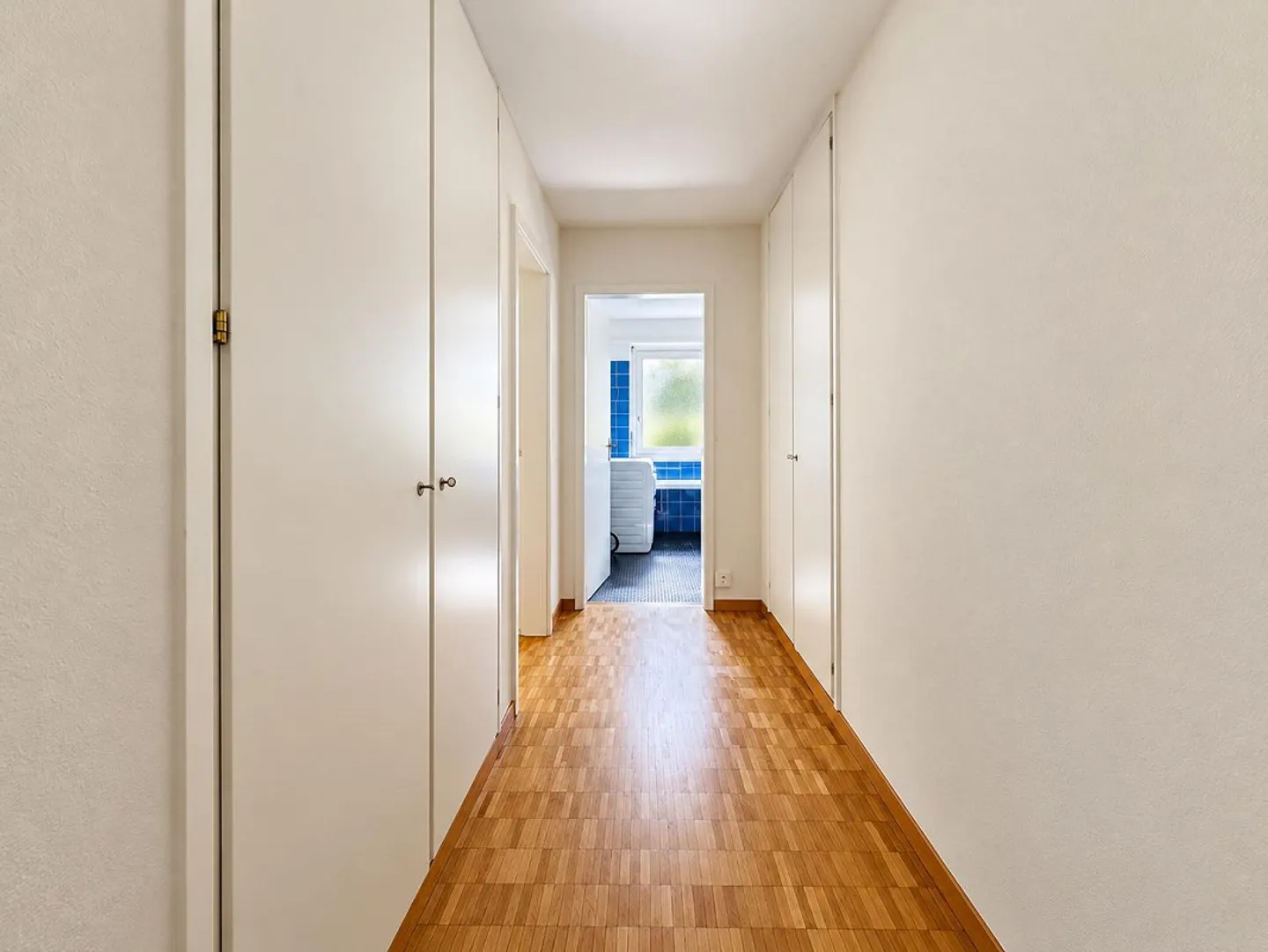 Le soleil brille ici - magnifique appartement dans la verdure vous attend! - Photo 5 sur 8