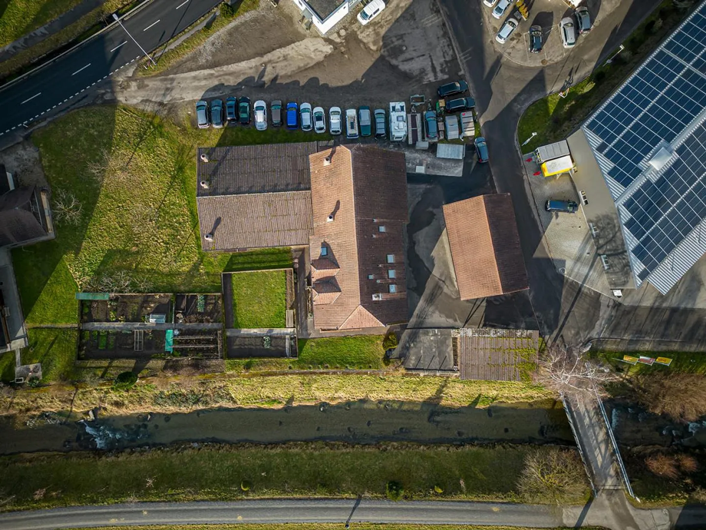 Casa residenziale con fienile in posizione idilliaca - Foto 14 di 14