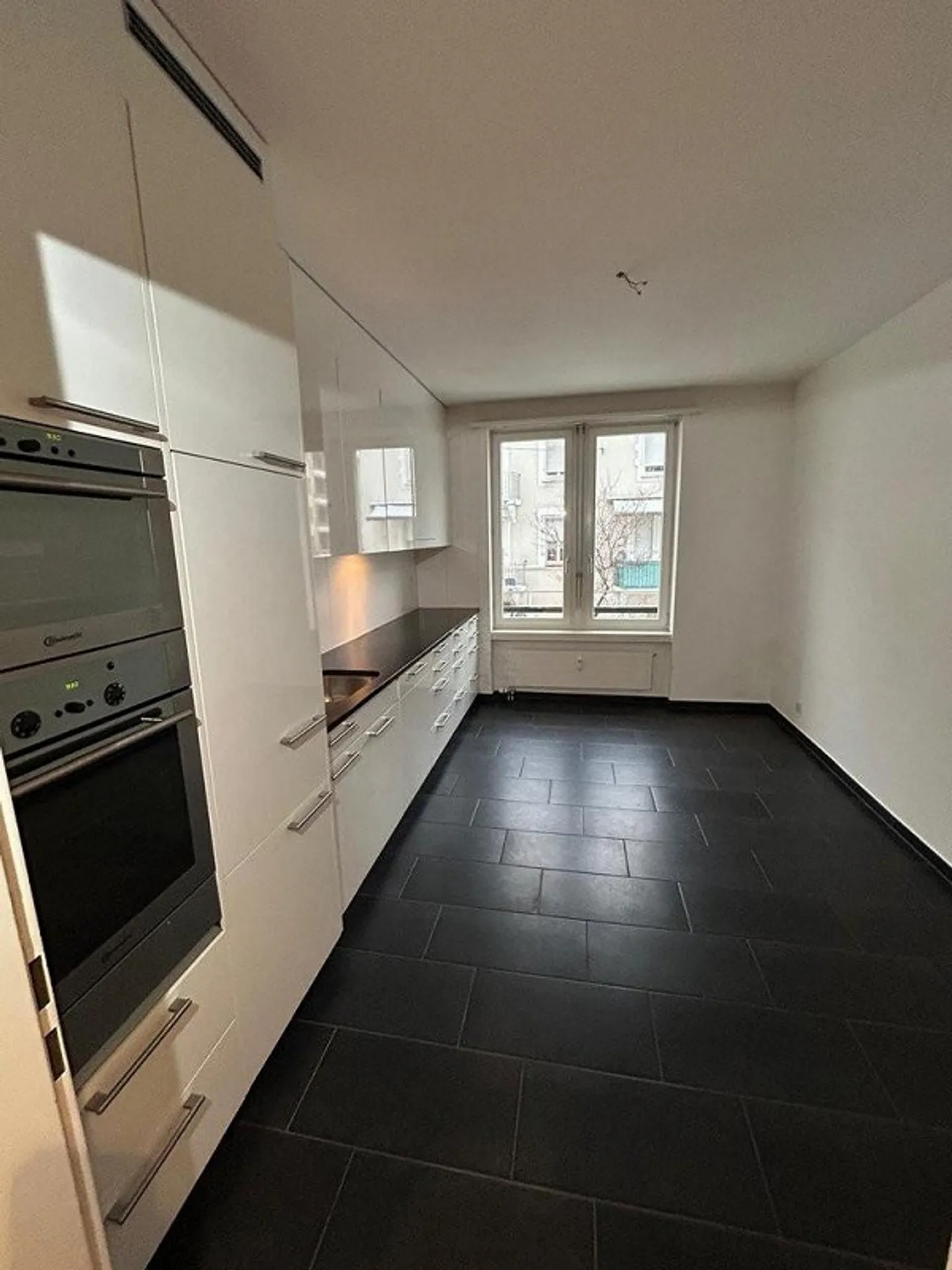 Exklusive 4-Zimmerwohnung im Herzen des Gundeli - Foto 2 von 12