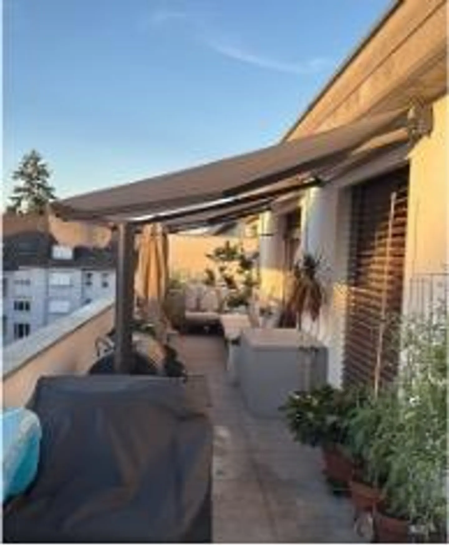 Oasis of Calm Above the Rooftops of Basel - Penthouse Apartment in Wettstein - Photo 9 of 11