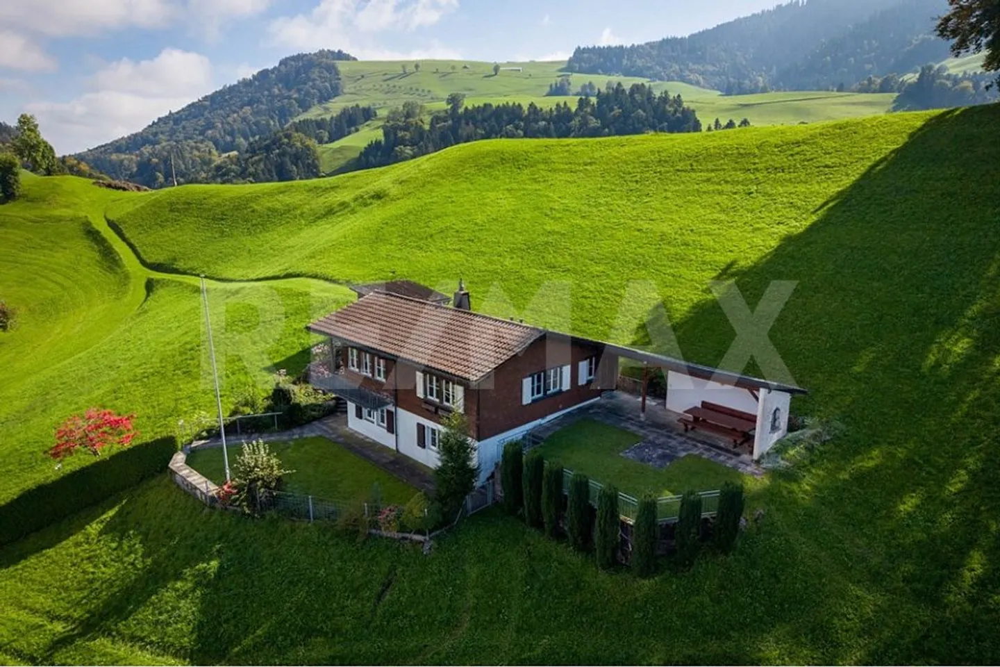 Einfamilienhaus kaufen - Foto 1 von 13