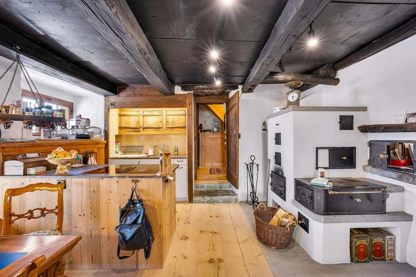 Casa residenziale - Foto 3 di 11