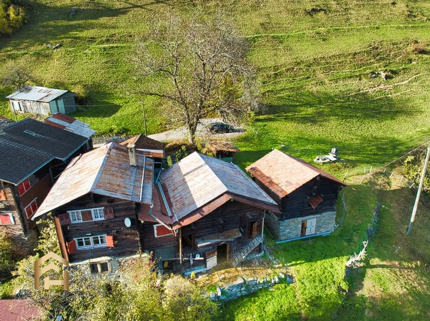 Proprietà affascinante con diversi annessi per un design individuale - Foto 11 di 13