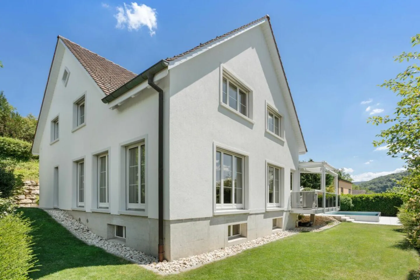 Exclusive Villa with Wellness Area, Swimming Pool and a Unique Wine Cellar - Photo 2 of 25
