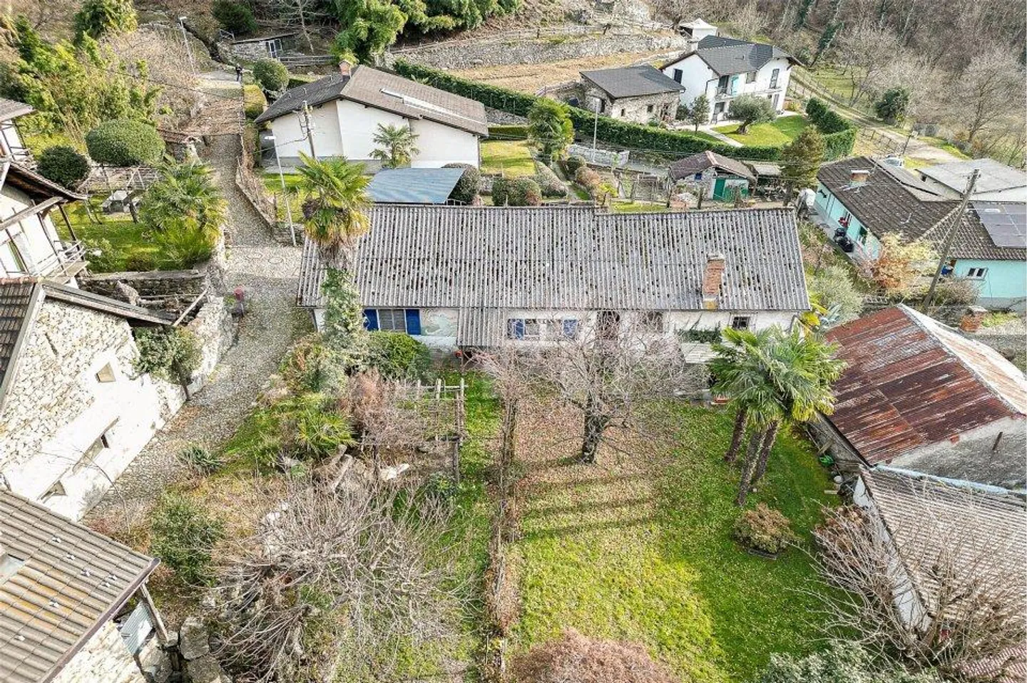 Casa con giardino da ristrutturare - Foto 12 di 12