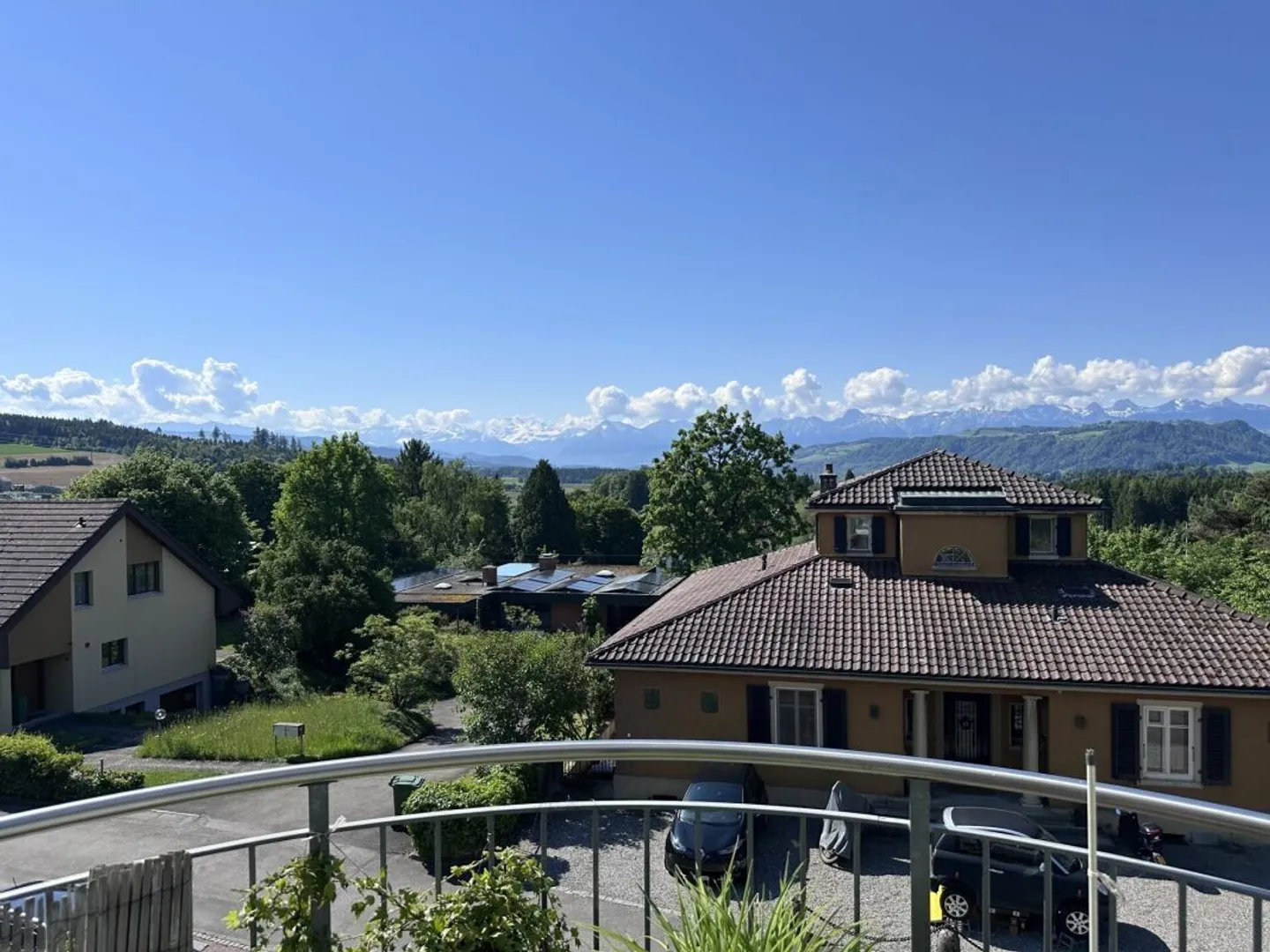 5½-Room Maisonette Apartment with Gallery and more - Photo 2 of 9