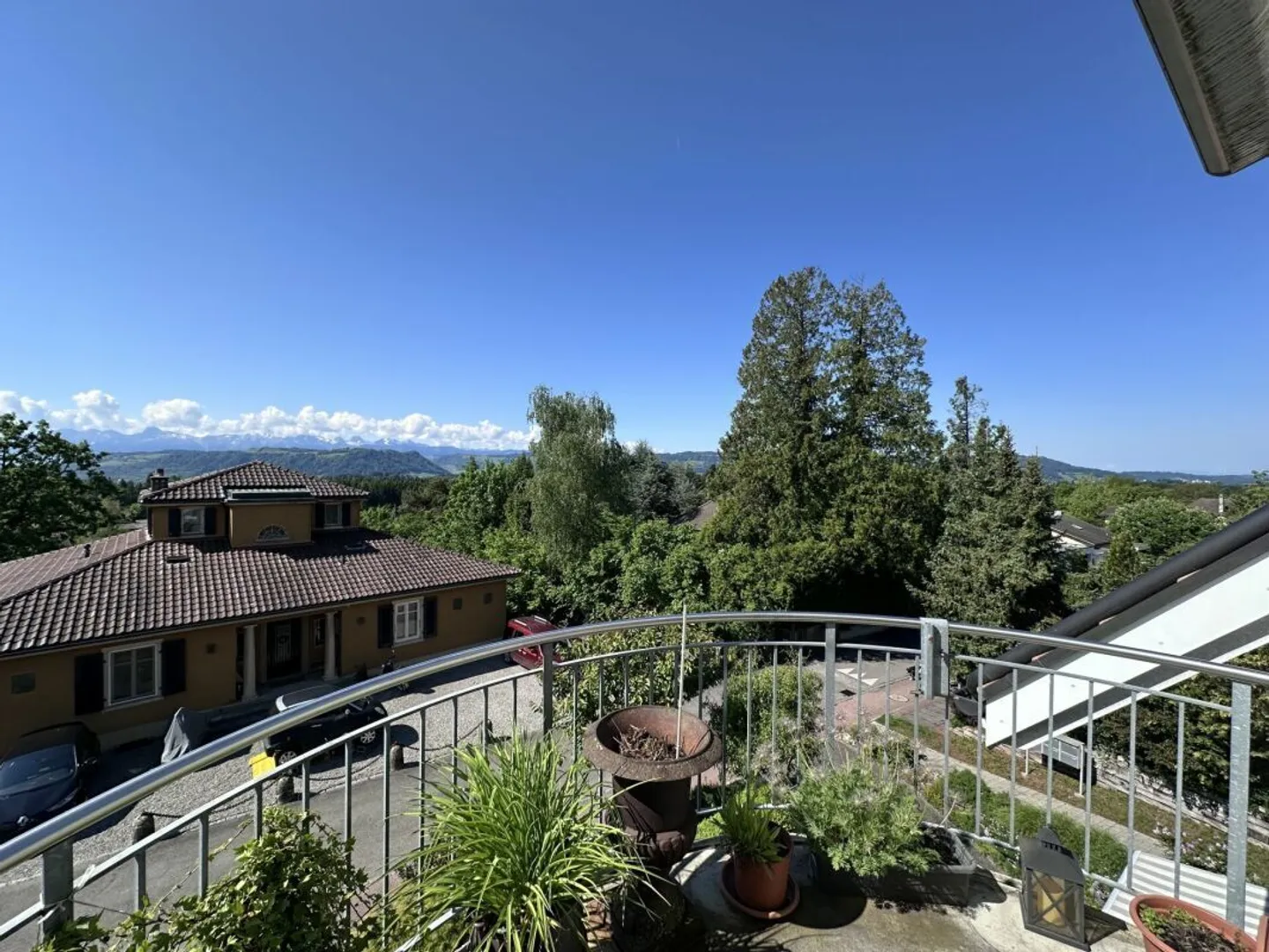 5½-Room Maisonette Apartment with Gallery and more - Photo 3 of 9