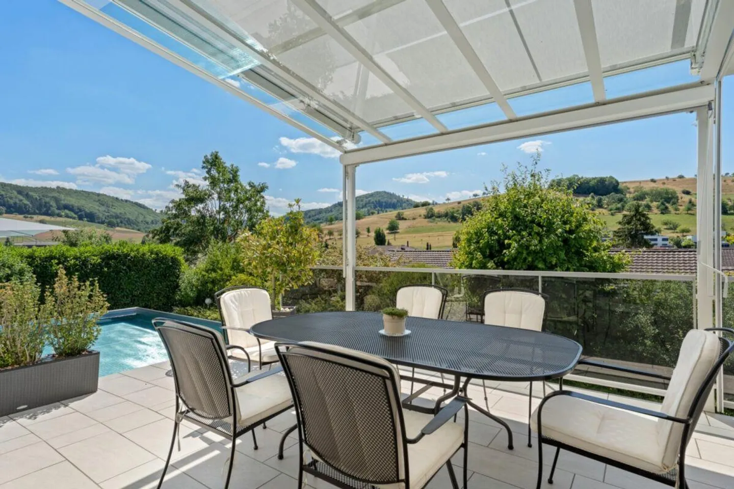 Exclusive Villa with Wellness Area, Swimming Pool and a Unique Wine Cellar - Photo 25 of 25