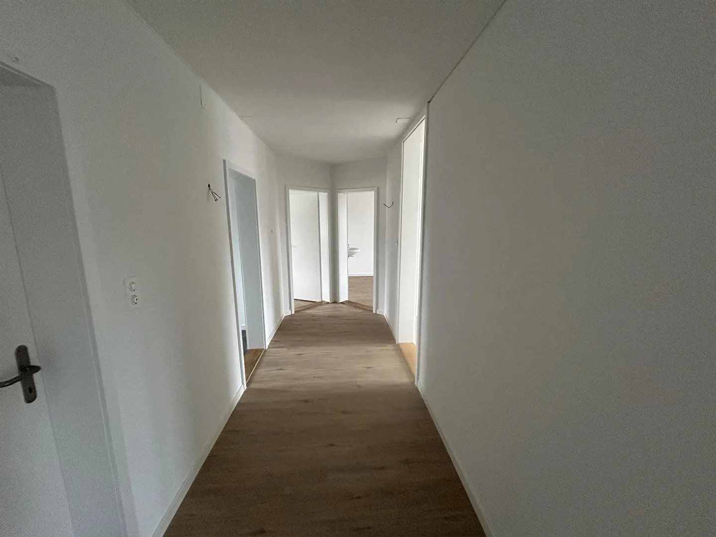 Bellissimo appartamento 4.5 stanze recentemente ristrutturato - Foto 10 di 11